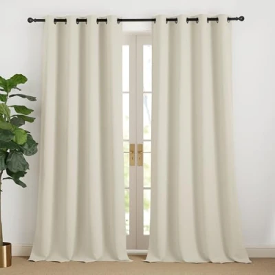 Abbildung von NICETOWN Thermo Kälteschutz Gardinen 240 cm Lang Beige Vorhang Blickdicht Verdunkelungsvorhang Ösen Vorhänge Wohnzimmer Modern Übergardinen Ösenschal 2er Set, Hellbeige H240 x B140