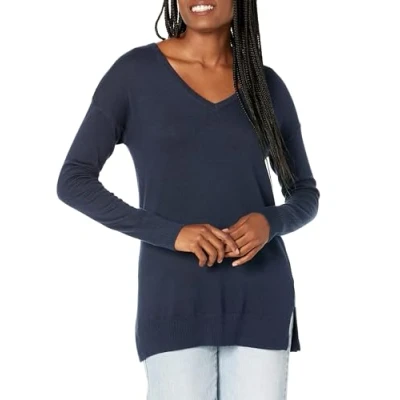 Abbildung von Amazon Essentials Damen Leichter Tunika Pullover Mit Langen Ärmeln Und V Ausschnitt (Erhältlich In Übergröße), Marineblau, XXL