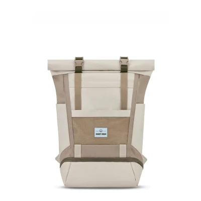 Abbildung von Johnny Urban Rolltop Rucksack Damen &amp; Herren Grau Beige Ashton Tagesrucksack mit Laptopfach für Uni Arbeit Reise Großer Backpack Extra Schuhfach Wasserabweisend