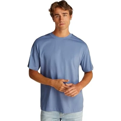 Abbildung von Calvin Klein Herren T Shirt Kurzarm Logo Tape Tee mit Rundhalsausschnitt, Blau (Tempest), M