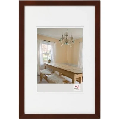 Abbildung von walther design Bilderrahmen nussbaum 18 x 24 cm Peppers Holzrahmen BP824N