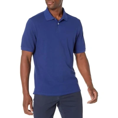 Abbildung von Amazon Essentials Herren Polohemd mit normaler Passform aus Baumwollpiqué (erhältlich in Big &amp; Tall), Marineblau, S