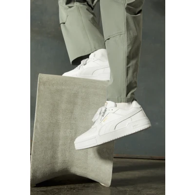 Abbildung von Puma CA PRO Classic Unisex Sneaker low, Größe: 46, White Leder