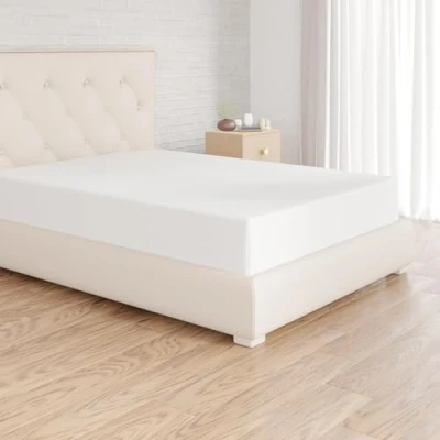 Abbildung von Amazon Basics Spannbettlaken, 135 x 190 30 cm, Mikrofaser, Spannbetttuch Matratzenhöhe bis Weiß
