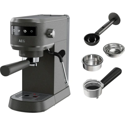 Abbildung von AEG EC6 1 6BST Espresso Siebträgermaschine / schmales Design Thermoblock Technologie 15 bar 3 Einsätze für 2 Tassen &amp; ESE Pads Touch Bedienfeld Milchschaumdüse l Wassertank schwarz