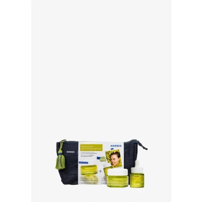 Abbildung von KORRES Santorini Grape Porenverfeinerndes Expert Duo, Vorteilsset aus Tagescreme 40ml und Elixir 15ml für samtweiche Haut einen strahlenden Glow, silikon parabenfrei, vegan