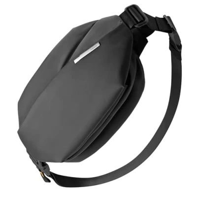 Abbildung von Inateck Kompakt Bauchtasche 3L, Stylische Sling Bag Herren Damen, Wasserdicht Brusttaschen Umhängetasche Schultertasche Crossbody für Alltag Reise Wandern