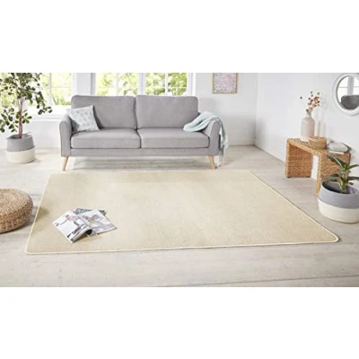 Abbildung von Hanse Home Nasty Läufer Flauschiger Kurzflor Teppich Einfarbig Unifarben für Esszimmer, Wohnzimmer, Kinderzimmer, Flur, Schlafzimmer, Küche Uni Creme, 80x150cm