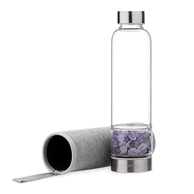 Abbildung von Navaris Wasserflasche mit Amethyst und Neoprenhülle 420ml Edelsteine Trinkflasche Hülle Kristall Flasche Glasflasche Wasser