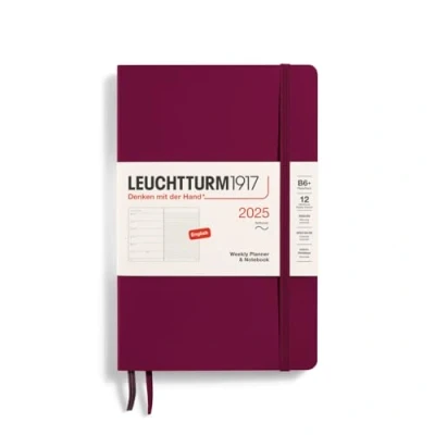 Abbildung von LEUCHTTURM1917 370654 Wochenkalender &amp; Notizbuch 2025, Paperback B6+ Softcover 12 Monats Planer, liniert Port Red, Englisch