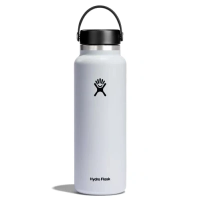Abbildung von HYDRO FLASK Trinkflasche 1180ml (40oz) Isolierte Wasserflasche aus Edelstahl Sportflasche mit auslaufsicherem Flex Cap Deckel &amp; Gurt Thermoflasche Spülmaschinenfest Größe Öffnung White