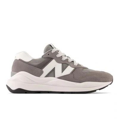 Abbildung von New Balance 574 Unisex Sneaker low, Größe: 40, Vpb Leder und textil