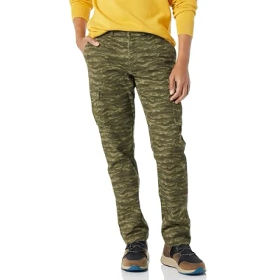Abbildung von Amazon Essentials Herren Gerade geschnittene Stretch Cargohose (erhältlich in Big &amp; Tall), Olivgrün Camouflagedesign, 32W / 33L