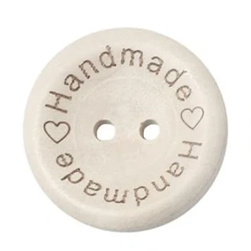 Abbildung von 30 Holzknöpfe natur handmade mit Herz 25mm, rund, 2 Loch Knopf Knöpfe 2,5cm zum aufnähen annähen dekorieren runde aus Holz Zweilochknöpfe