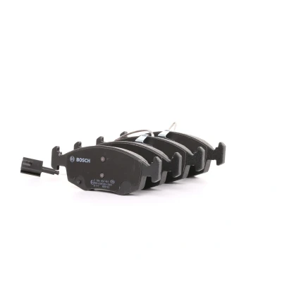 Abbildung von BOSCH 0 986 494 463 Bremsbelagsatz Low Metallic mit integriertem Verschleißsensor Kolbenclip, Anti Quietsch Blech FIAT: Punto Evo Hatchback