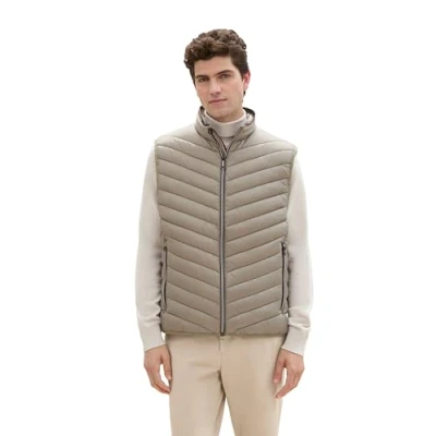 Abbildung von TOM Tailor Light Weight Weste, Herren, Größe: Large, Smokey olive green