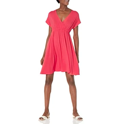 Abbildung von Amazon Essentials Damen Surplice Kleid (Erhältlich in Übergröße), Rot, M