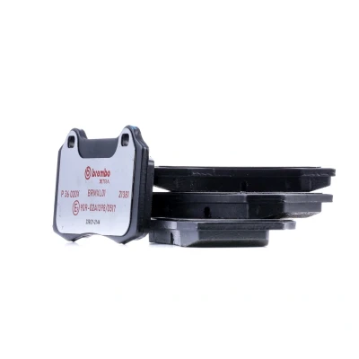 Abbildung von BREMBO P 36 020X Bremsbelagsatz exkl. Verschleißwarnkontakt ohne Zubehör VOLVO: V70 2, S60 I, PEUGEOT: 208 I Hatchback, JAGUAR: XJ Saloon, S Type