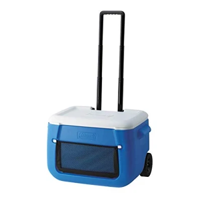 Abbildung von Coleman Passive Kühlbox 50 QT Poly lite Wheeled Mesh, Thermobox 47 L Fassungsvermögen, Mobile Eisbox mit Rädern