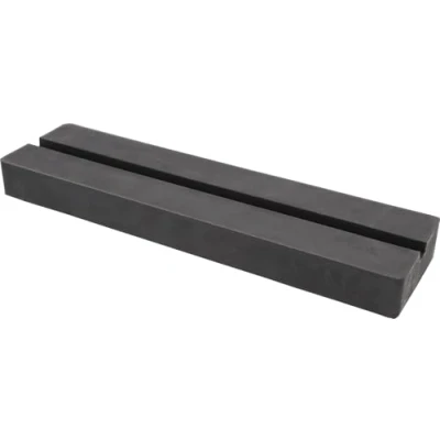 Abbildung von KS Tools 160.0484 Gummiauflage 09 mit Nut für Hebebühnen, 373 x 100 35 mm