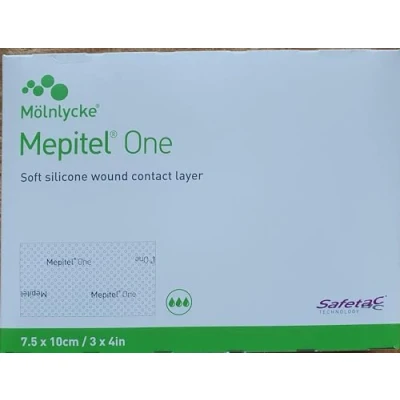 Abbildung von Mepitel Pflaster One Silikon Schnittstelle 7,5 x 10 cm Pack