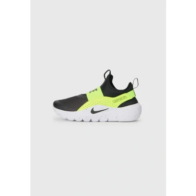 Abbildung von Nike Performance FLEX Runner 4 Unisex Laufschuh Straße für Kinder, Größe: 28, Black/white Schuhe
