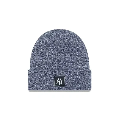 Abbildung von New Era Winter Schwarz Weiß Mütze Saum York Yankees Baseball Logo Team Cuff Beanie One Size