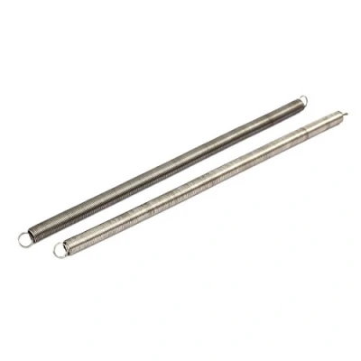 Abbildung von sourcing map 2 Stück Zugfedern Ersatz 1mmx12mmx300mm 304 Edelstahl Silber Ton