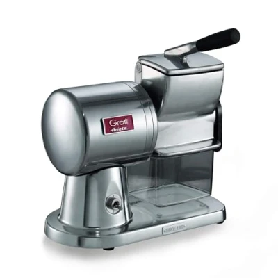 Abbildung von Ariete Gratì Superior 449, Professionelle Elektrische Käsereibe aus Aluminiumdruckguss für Käse, Brot, Schokolade, Trockenfrüchte, Induktionsmotor, Einfach zu Reinigen, 350W, Silber Poliert