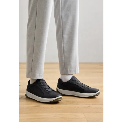Abbildung von ECCO Herren Byway 2.0 Sneaker, Marine, 41 EU