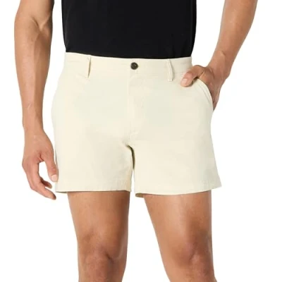 Abbildung von Amazon Essentials Herren Flatfront Chinoshorts, Komfortabler Stretch, 13 cm Schrittlänge, Schmale Passform (Früher Goodthreads), Gebrochenes Weiß, 32W