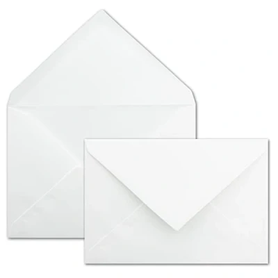 Abbildung von 50 Stück Briefumschläge DIN C5 Weiß 16,1 x 22,8 cm mit Nassklebung und spitzer Verschlussklappe, 90 g/m² Glatte matte Oberfläche angenehmer Haptik