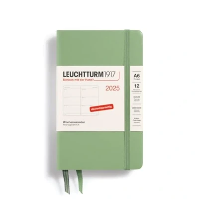 Abbildung von LEUCHTTURM1917 370553 Wochenkalender 2025, Pocket A6 Hardcover 12 Monats Planer, 80 g, liniert Salbei