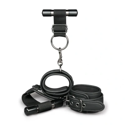 Abbildung von Over The Door Wrist Cuffs