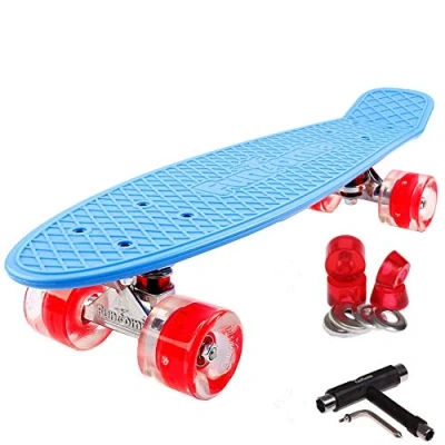 Abbildung von FunTomia 57cm Mini Board Skateboard mit oder ohne LED Leuchtrollen inkl. Aluminium Truck, ABEC 9 Kugellager und T Tool