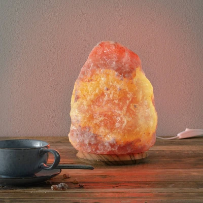 Abbildung von HIMALAYA SALT DREAMS Salzkristall Tischlampe »Rock«, Leuchtmittel E14 wechselbar, Handgefertigt jeder Stein ein Unikat, H: ca.29 cm, ca.7 10 kg