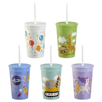 Abbildung von Engelland 5 x Kinderbecher mit Deckel und Strohhalm, BPA frei, Bunte Mischung, Kunstoffbecher, Trinkbecher, Party Becher, Plastik, Trink Gläser, Mehrweg 0,33l