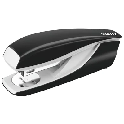 Abbildung von Leitz Büroheftgerät für 30 Blatt, Tacker aus Metall mit Kunststoffelementen, Inkl. 200 Heftklammern, NeXXt Serie, Schwarz, 55020095