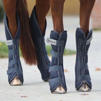 Abbildung von Kavalkade Transportgamaschen Navy Warmblut