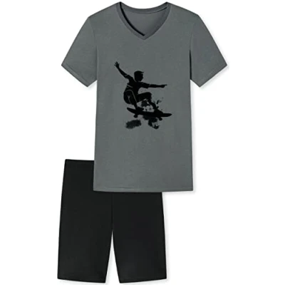 Abbildung von Jungen Schlafanzug kurz, weicher Single Jersey aus 100% Baumwolle und Hose in Bermuda Form mit Skater Motiv, Graphit Grösse 176