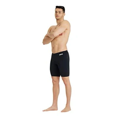 Abbildung von arena Solid Team Herren Jammer, Schnelltrocknende Badehose, Badebekleidung, MaxLife Eco Gewebe mit Maximaler Chlorbeständigkeit und UPF 50+ UV Schutz