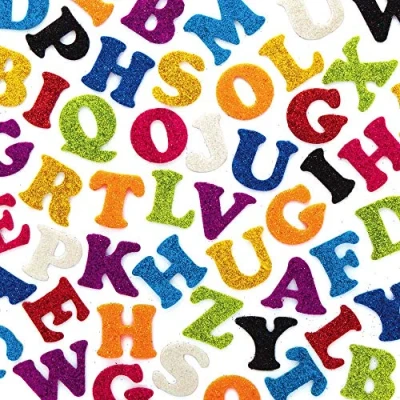 Abbildung von Baker Ross AX360 Glitzer Buchstaben, selbstklebend, 500 Stück, Vorteilspack, perfekt für Kinder Hausarbeit, Klassenzimmer Aktivitäten, Basteln und Gruppenprojekte