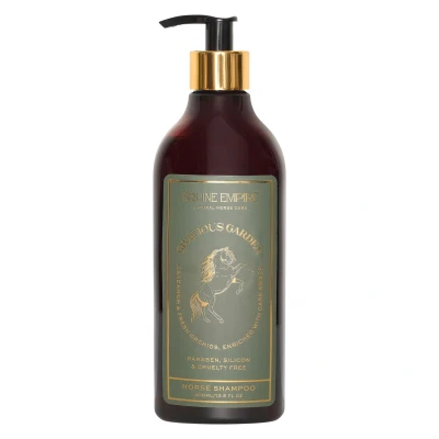 Abbildung von Imperial Riding FW24 Horse Shampoo Sage Green