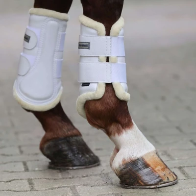 Abbildung von Kavalkade Protection Boots with faux fur