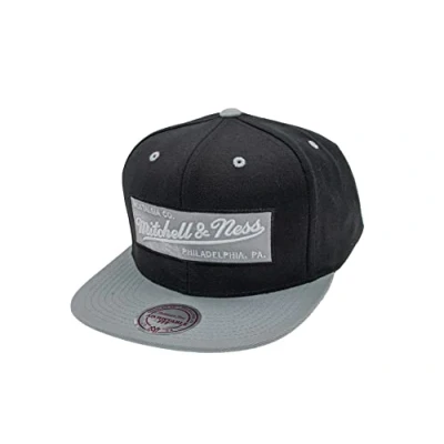 Abbildung von Mitchell &amp; Ness Box 2 Tone Logo Flat Visor Snapback Basecap, Red Black