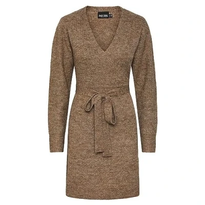 Abbildung von PIECES Damen Pcellen Ls Wrap Knit Dress Noos Bc, Fossil, L