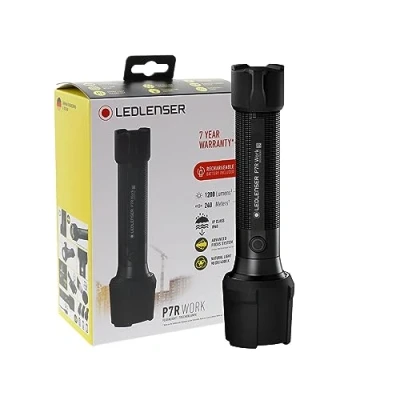Abbildung von Ledlenser P7R Work Robust Taschenlampe LED, aufladbar 21700 Lithium Akku, wasserdicht IP68, 900 Lumen, high CRI, fokussierbar, Constant Light, Leuchtweite 240m, USB Magnetladek. u. Ladestation