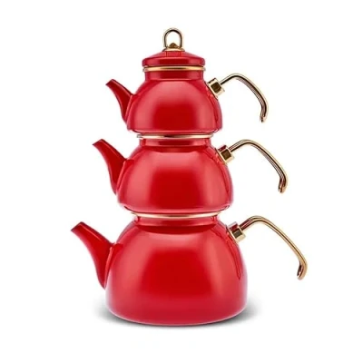 Abbildung von Karaca Retro Emaye Teekanne Set, 3 Stück, Rot Hochwertige Emaille Kannen für stilvolles Teetrinken und nostalgische Teepartys Inhalt 0,50 l, 1,1 l 2,3