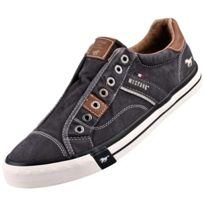 Abbildung von MUSTANG Herren Canvas Sneaker Schwarz EU 42