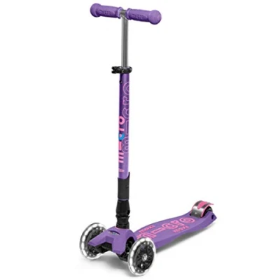 Abbildung von Micro Kickboard Maxi Deluxe Scooter, faltbar, LED, 3 Räder, Lean to Steer, Schweizer Design, mit bewegungsaktivierten Leuchtrollen, für Kinder von 5 12 Jahren Violett